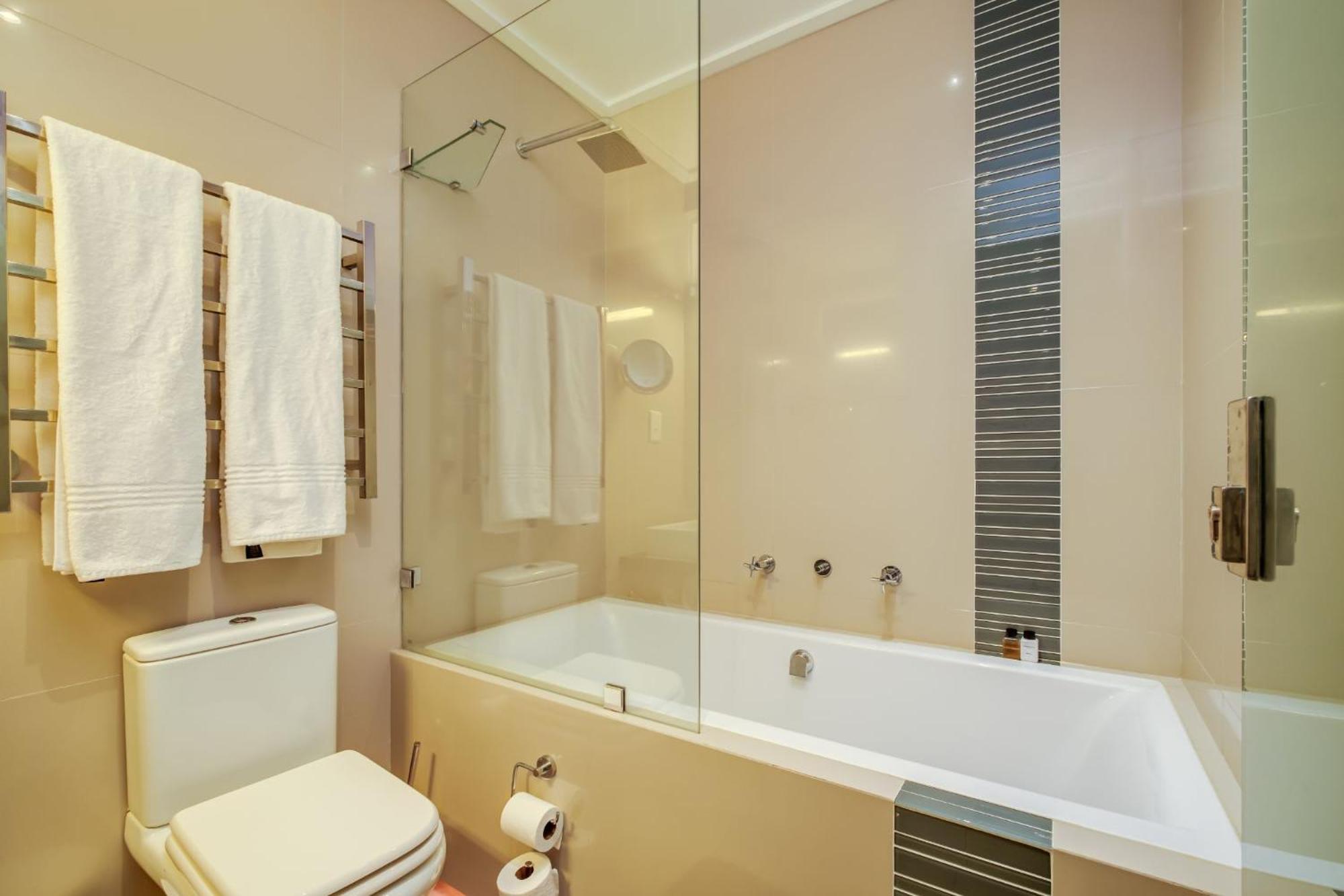 Malibu Apartment Кейптаун Екстериор снимка